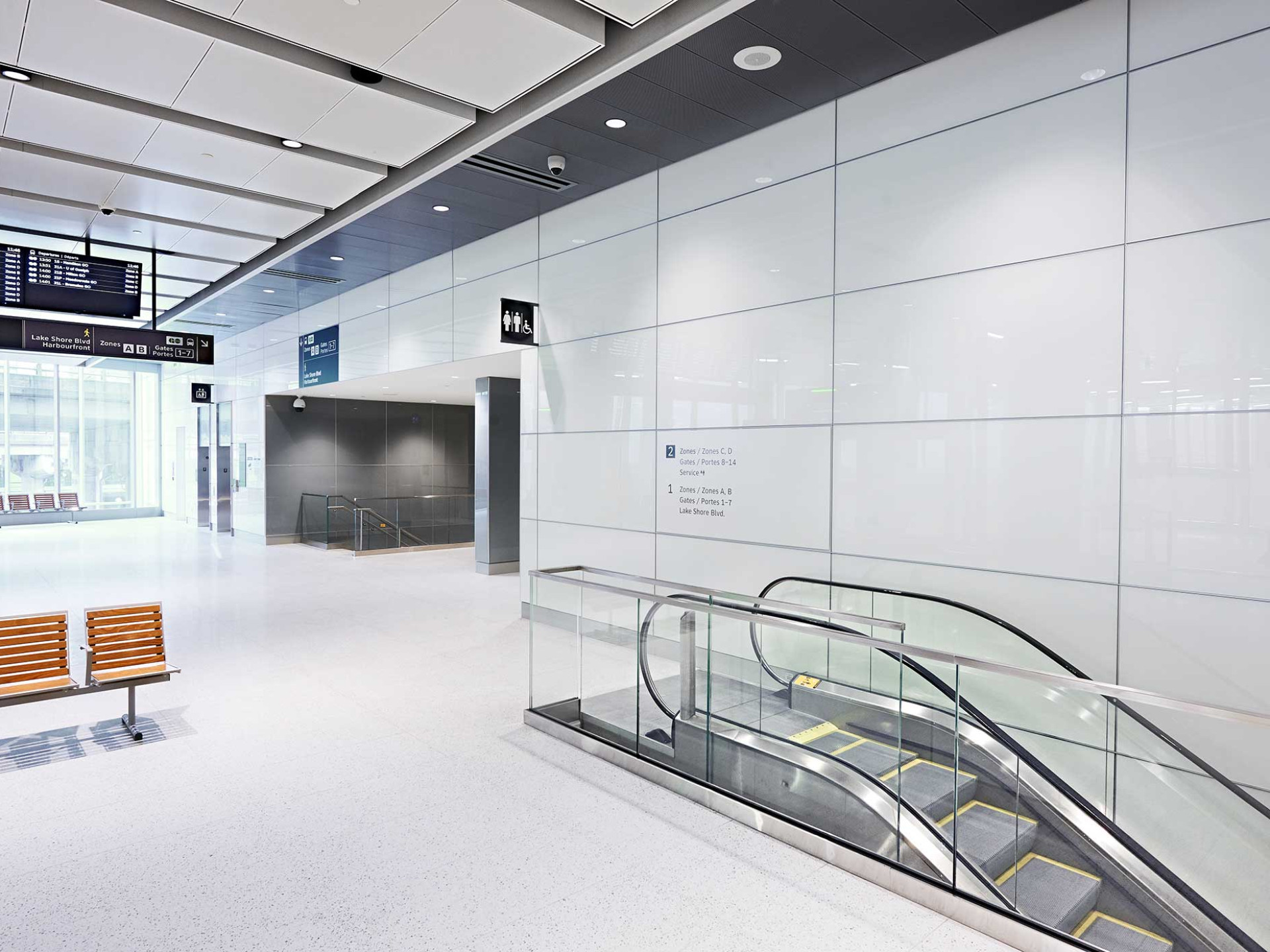 01 GoldRay 126InteriorFINAL ZanettiV5