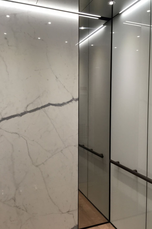 GLass Elevator Marble